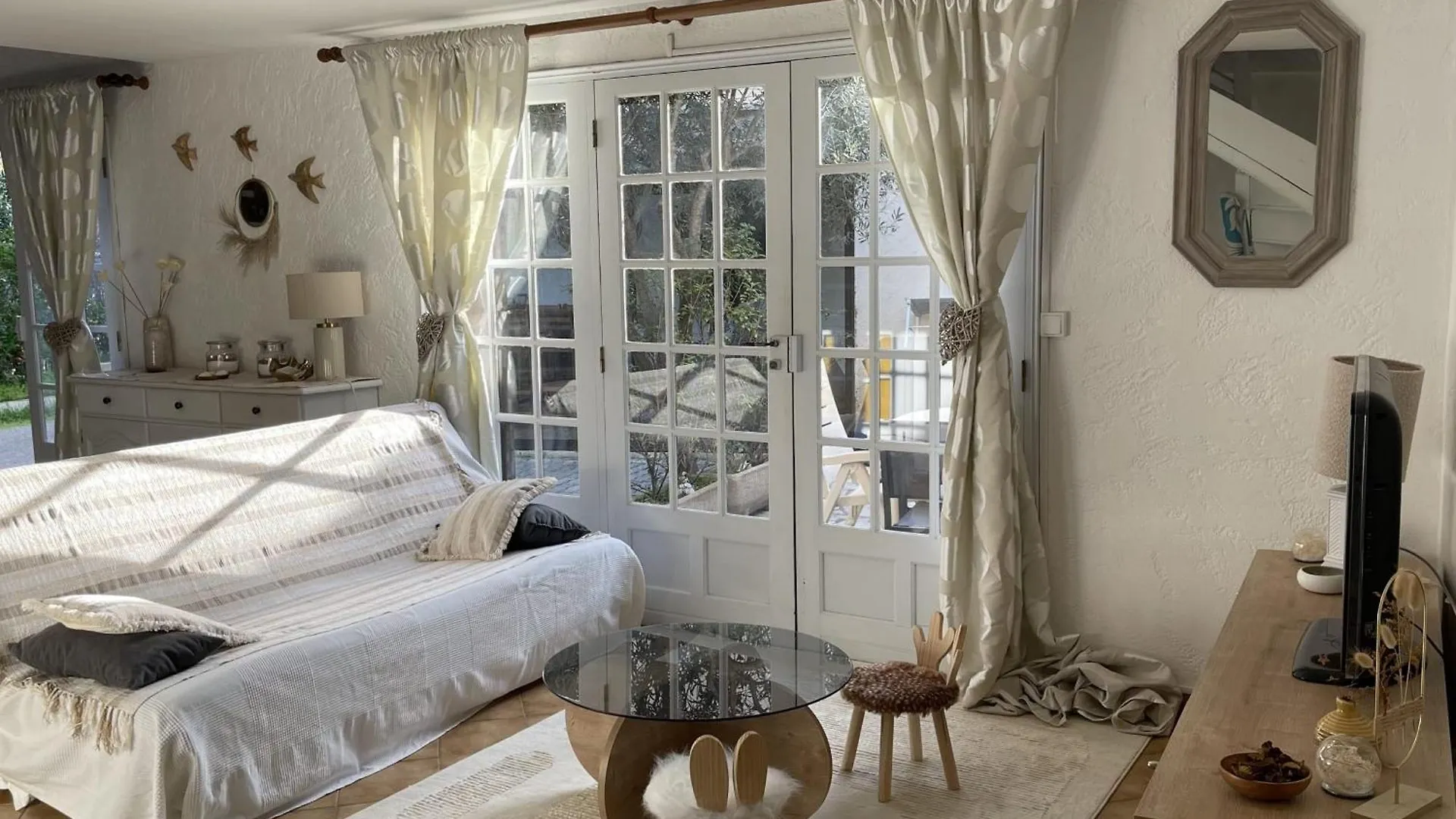 Elegant Studio Close To The Sea Sainte-Maxime 0*,  Fransa