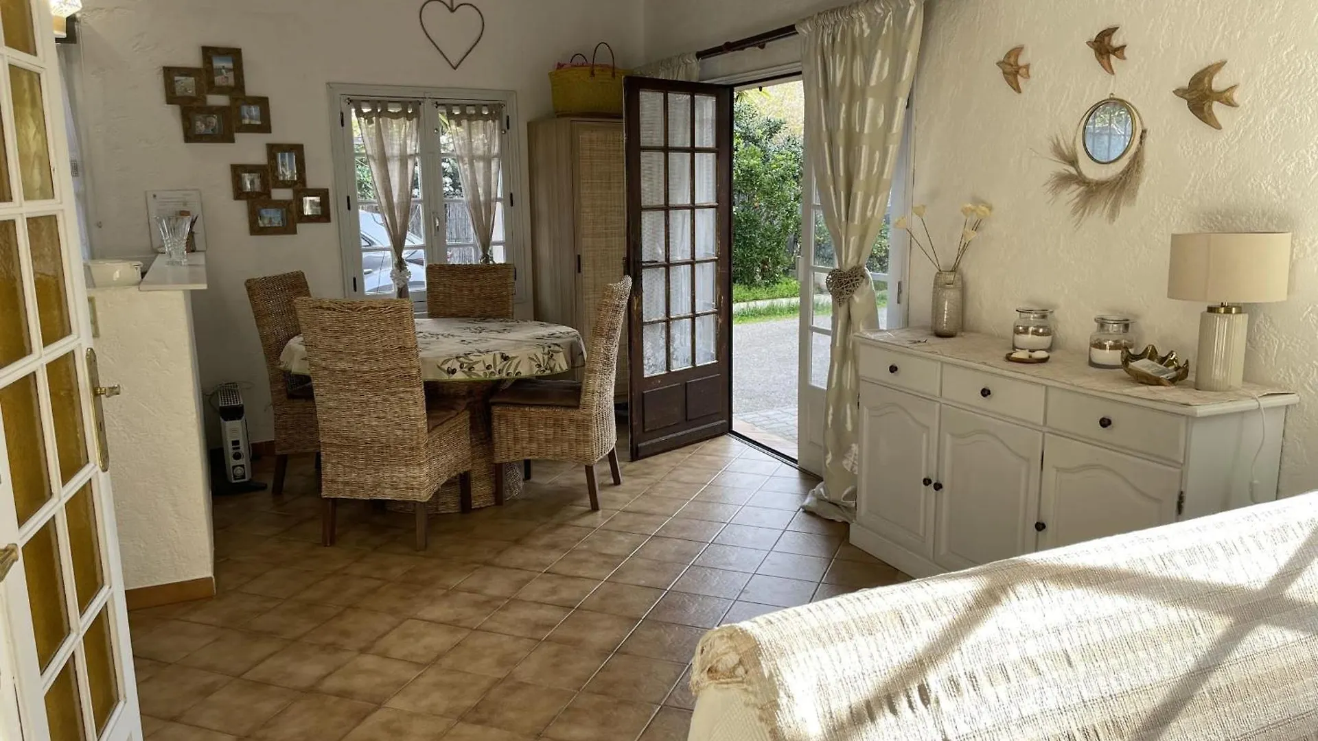 Elegant Studio Close To The Sea Sainte-Maxime 0*,  Fransa